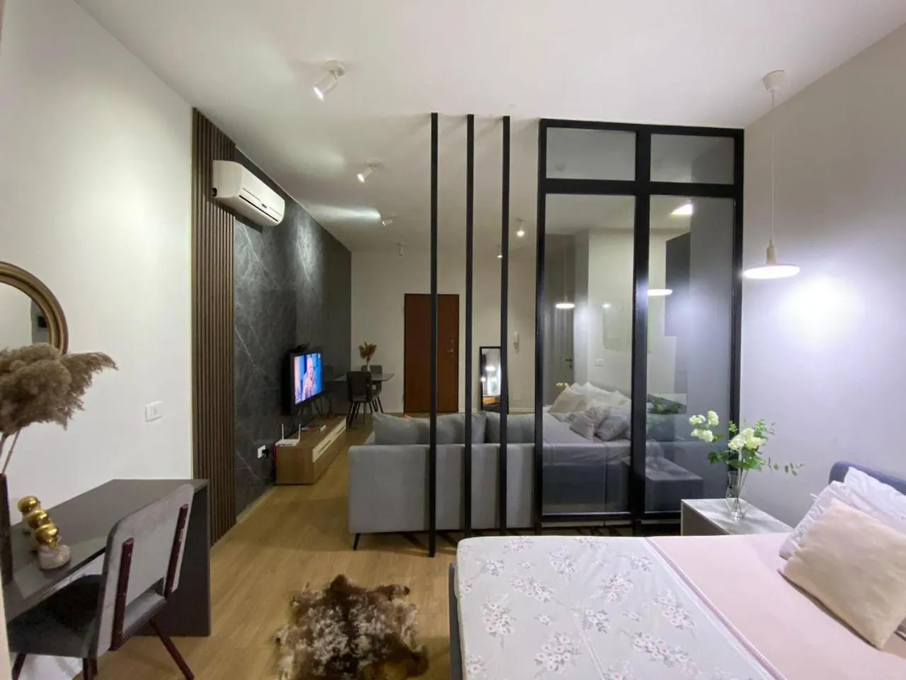 Apartment Kristal Center, Studio,Near Artificial Lake Tirana