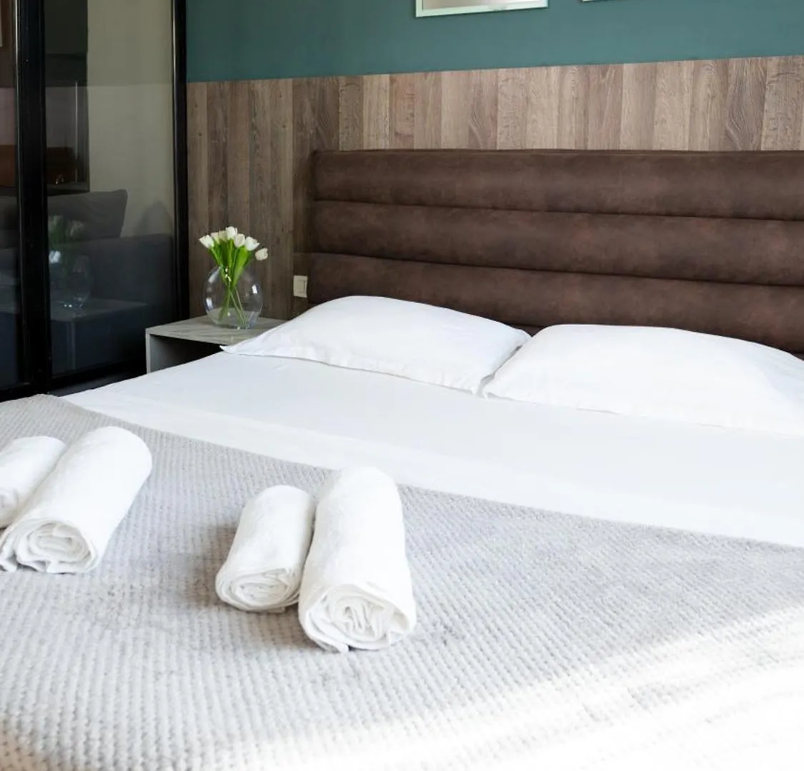 Kristal Center, Studio,Near Artificial Lake Tirana Apartment